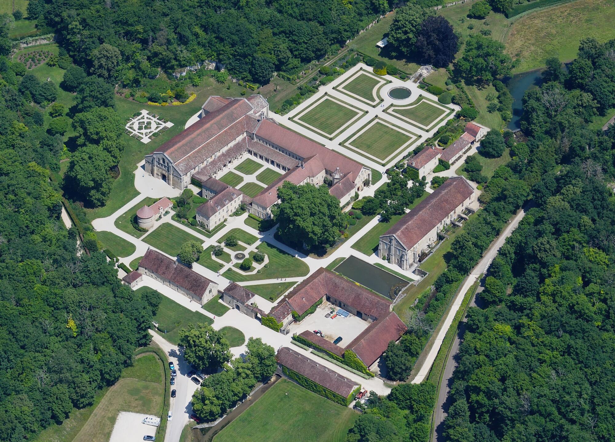 Discover Cistercian Abbey of Fontenay