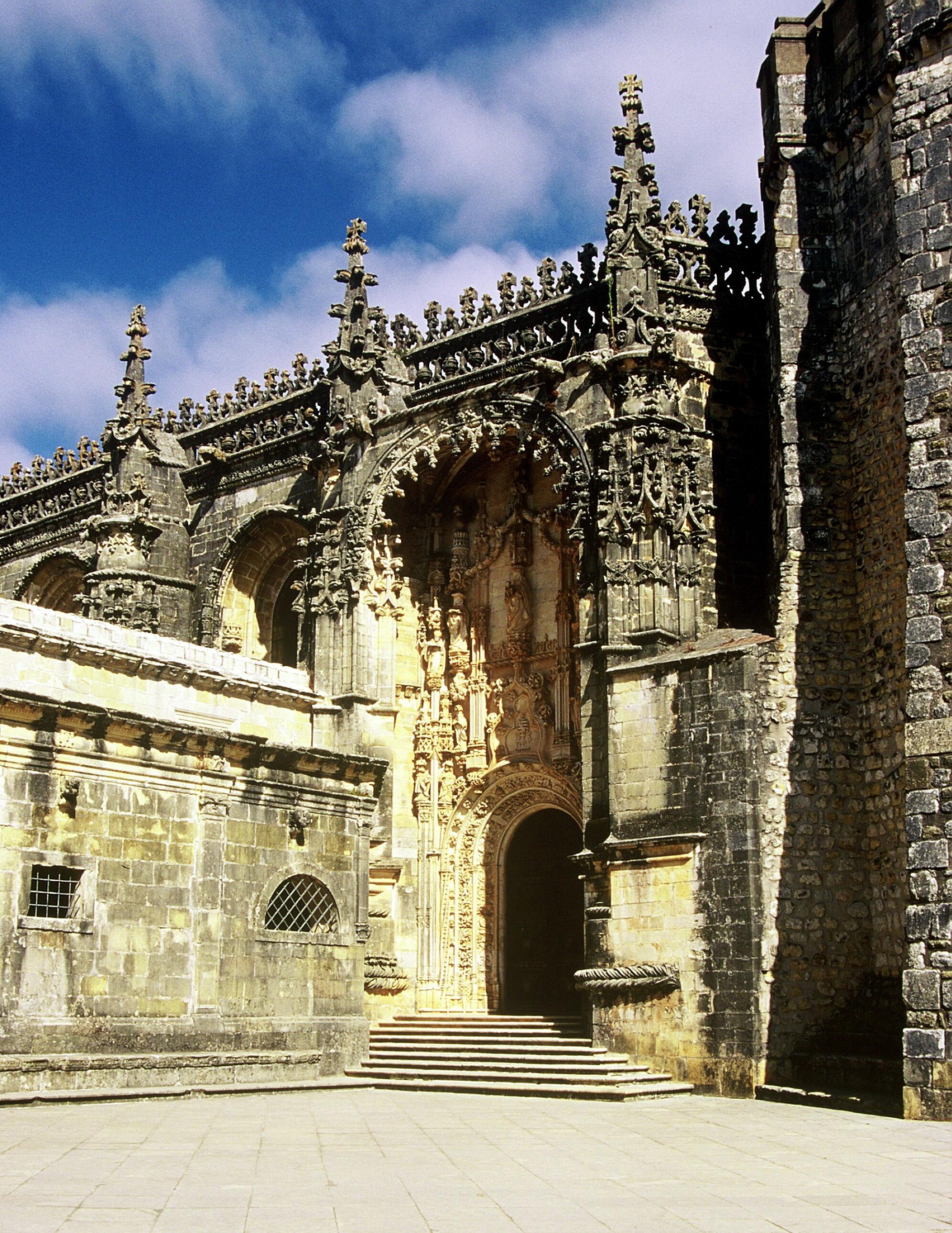 Discover Convent of Christ in Tomar