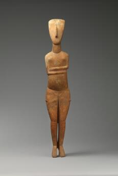 Sculpture représentant une figure humaine debout