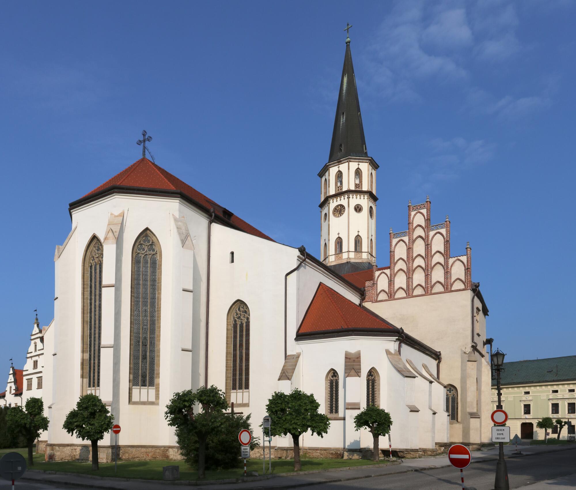 Discover Basilica of St. James